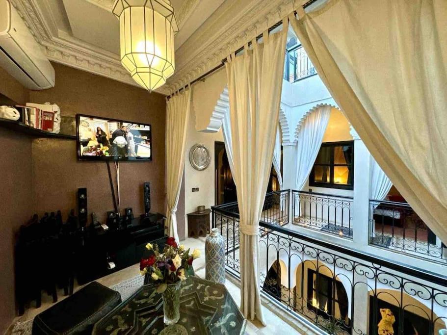 Riad Art De Vivre Avec Jacuzzi 마라케시 외부 사진