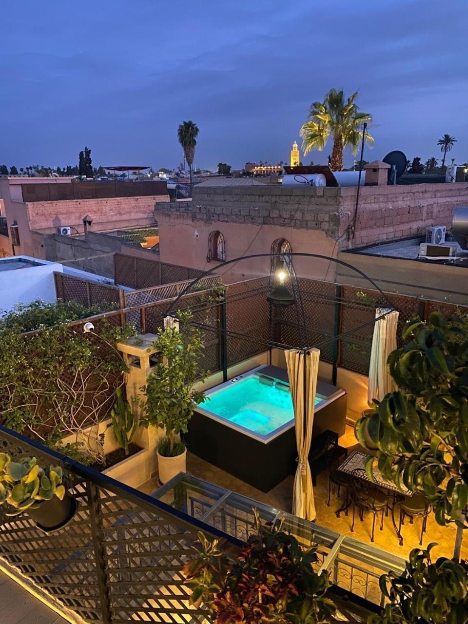 Riad Art De Vivre Avec Jacuzzi 마라케시 외부 사진